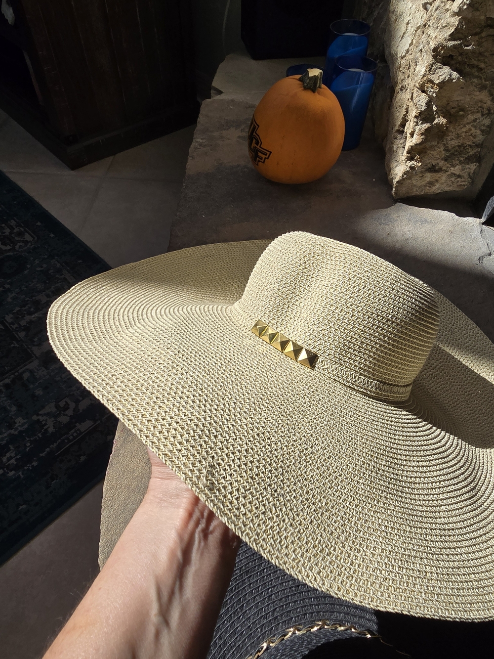Apt. 9 Cream Wide-Brim Straw Sun Hat with Gold Studs